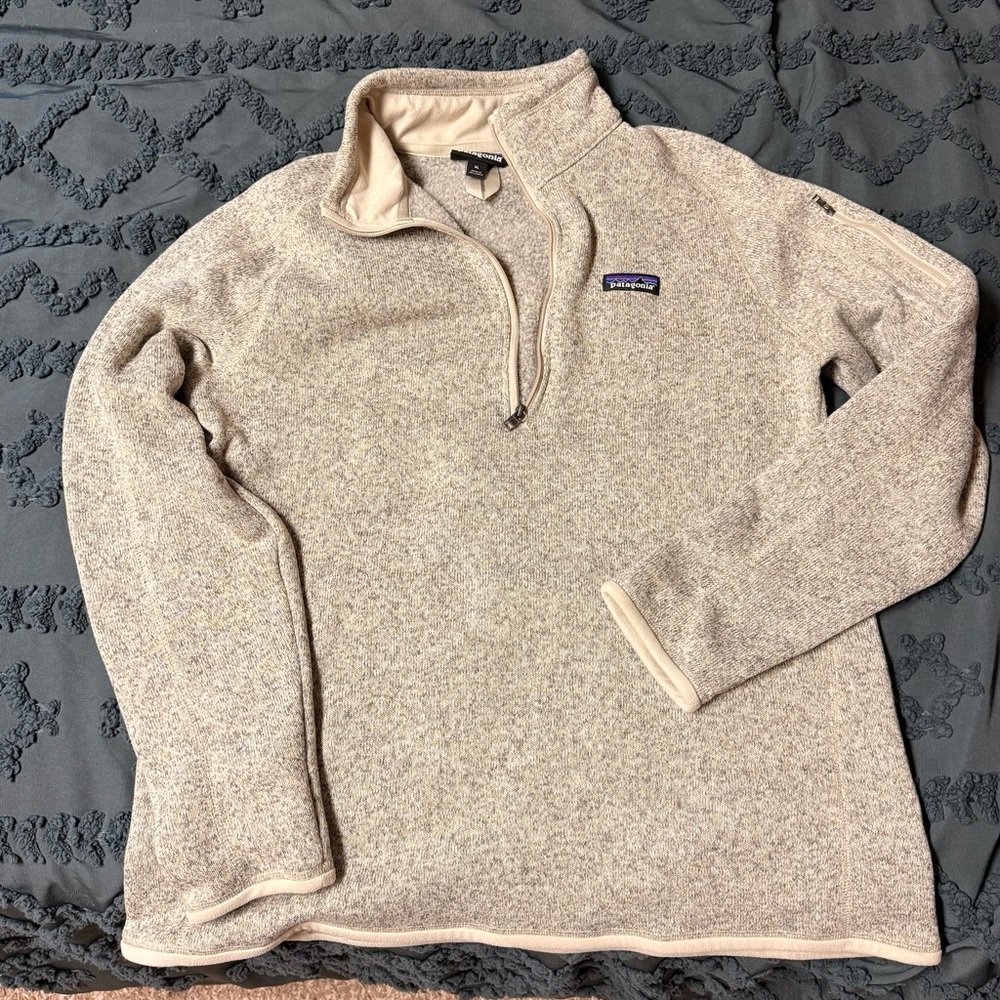 Patagonia Women's Cream Quarter-Zip Fleece